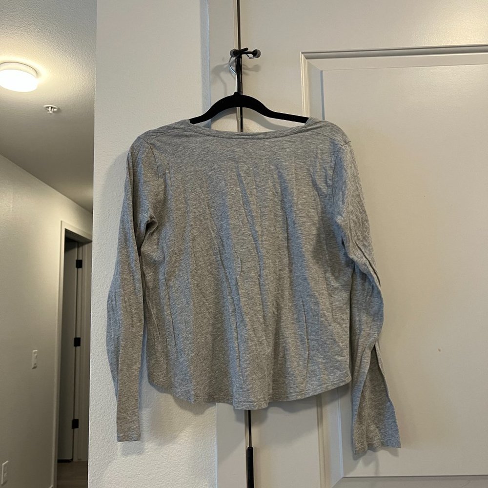 Vince grey long sleeve tee - Picture 4 of 4
